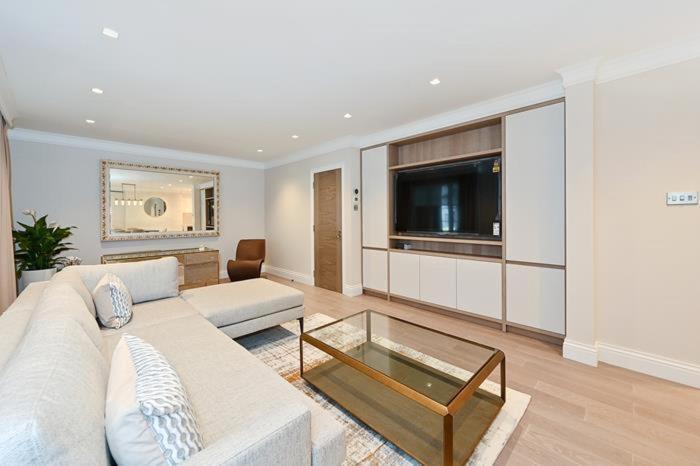 Ultra Luxury 3 Bed Mayfair Apartment London Bagian luar foto